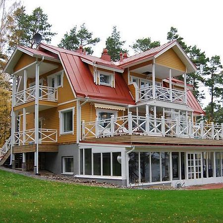 Villa Harald - Beachfront Hitis ห้อง รูปภาพ