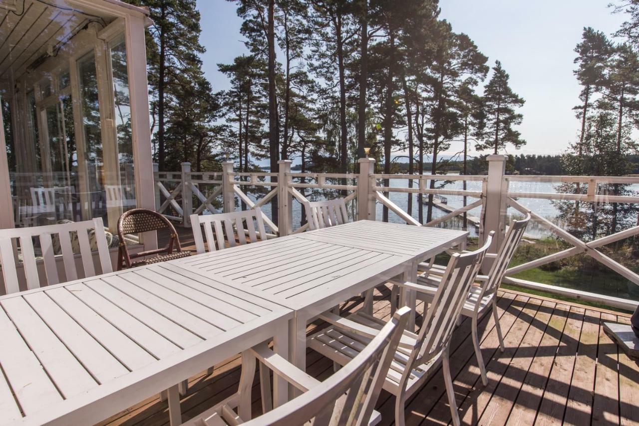 Villa Harald - Beachfront Hitis ภายนอก รูปภาพ