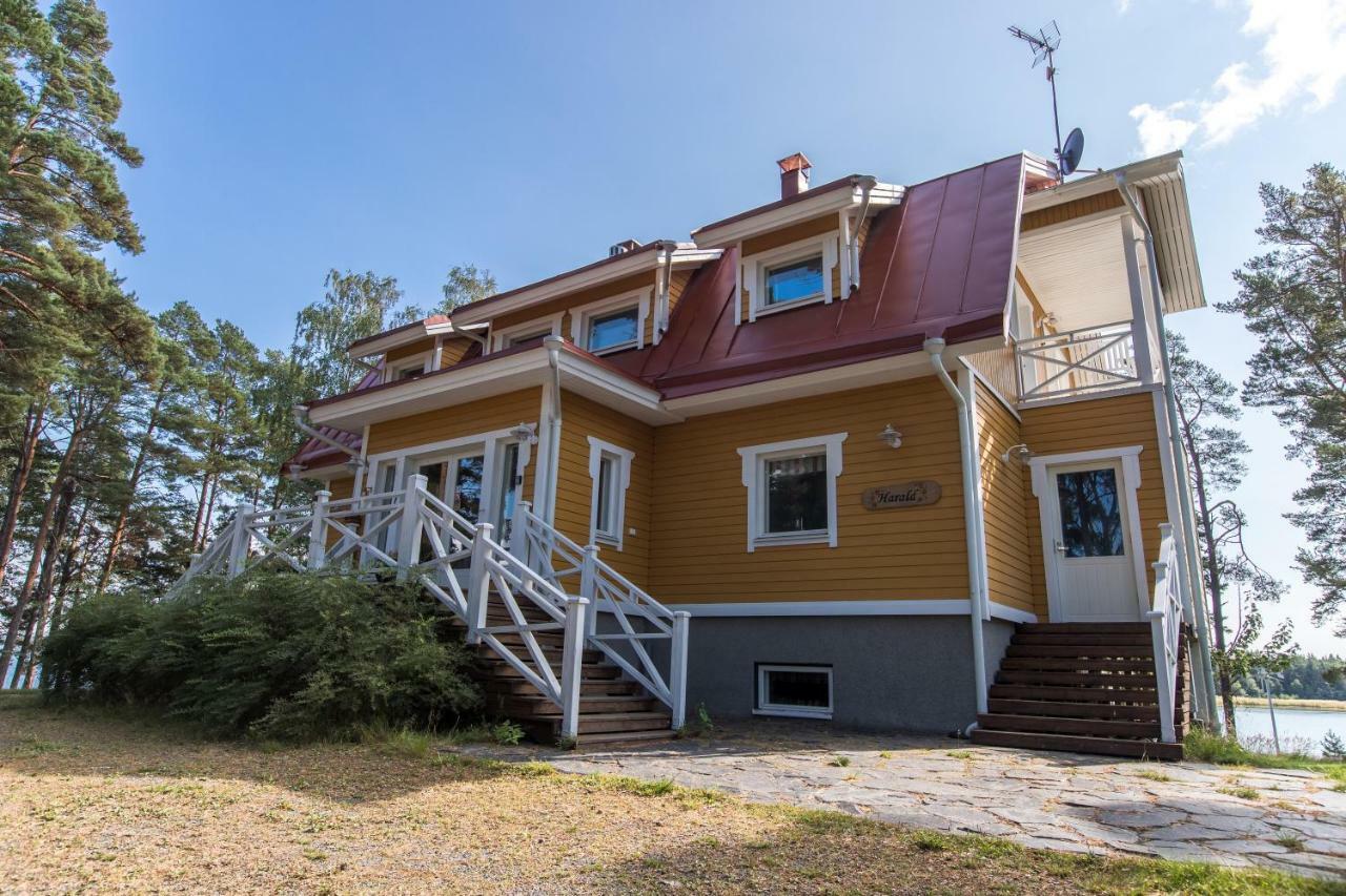 Villa Harald - Beachfront Hitis ภายนอก รูปภาพ