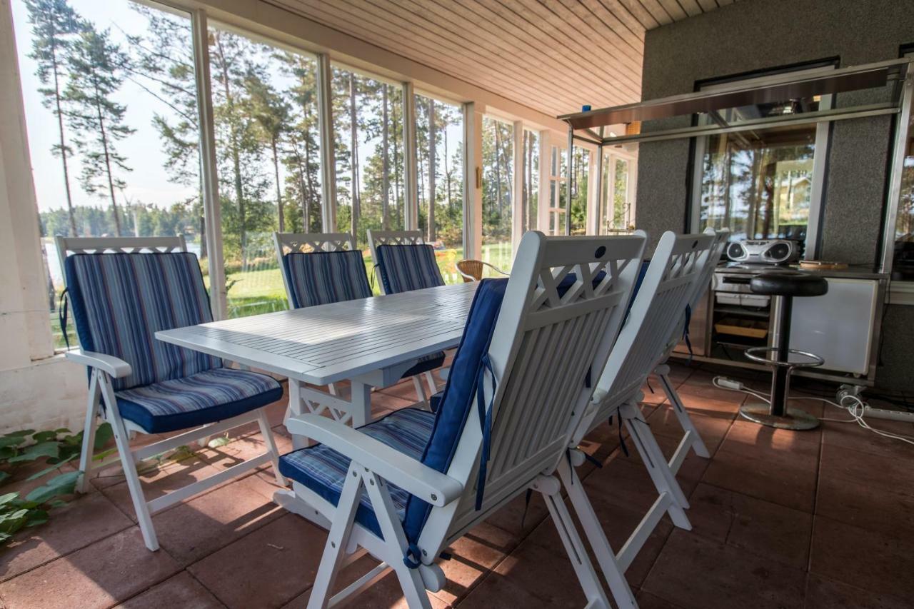 Villa Harald - Beachfront Hitis ภายนอก รูปภาพ