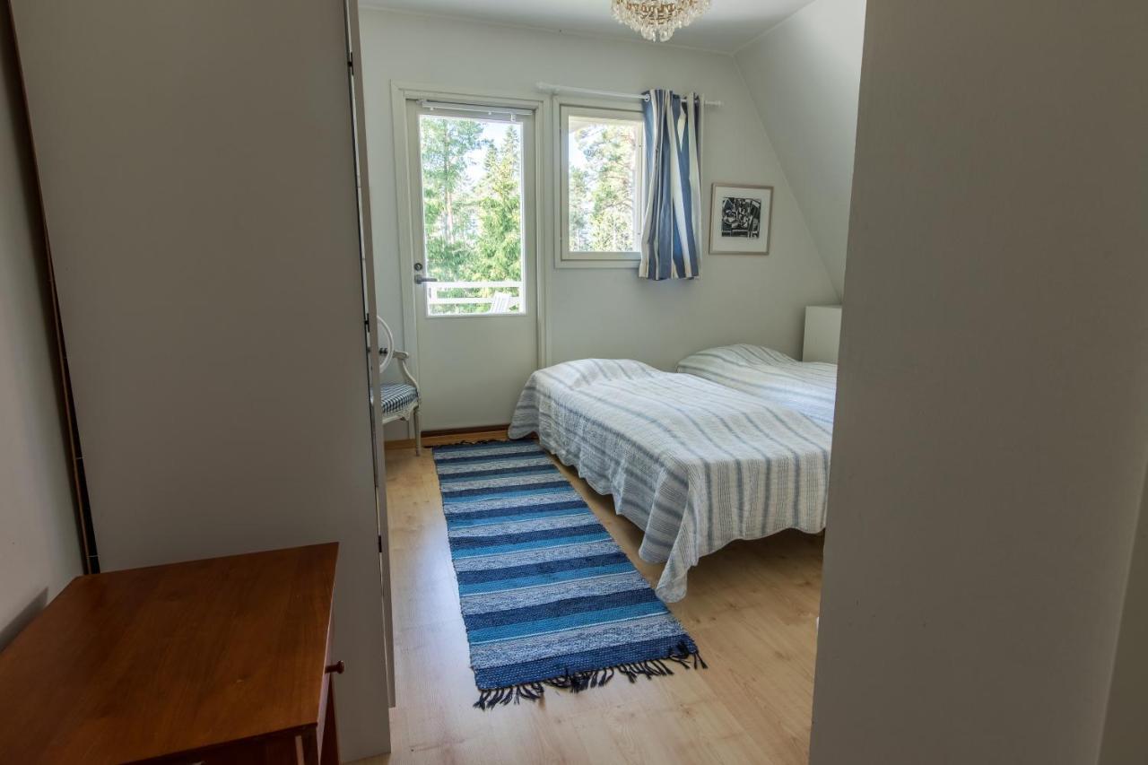 Villa Harald - Beachfront Hitis ภายนอก รูปภาพ